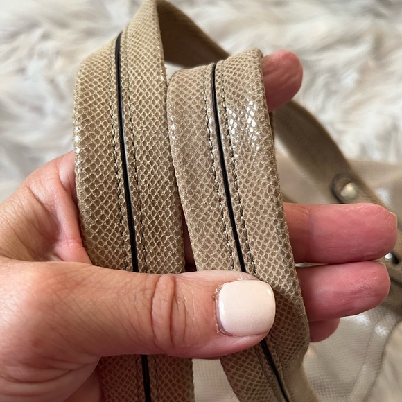 B.MAKOWSKY•leather taupe shoulder tote bag EUC - Picture 10 of 14